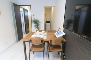 Basic Apartment | Dining - Cezanne (Fukuoka City Hakataku Katakasu)