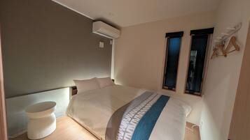 Blackout drapes, iron/ironing board, WiFi (free)