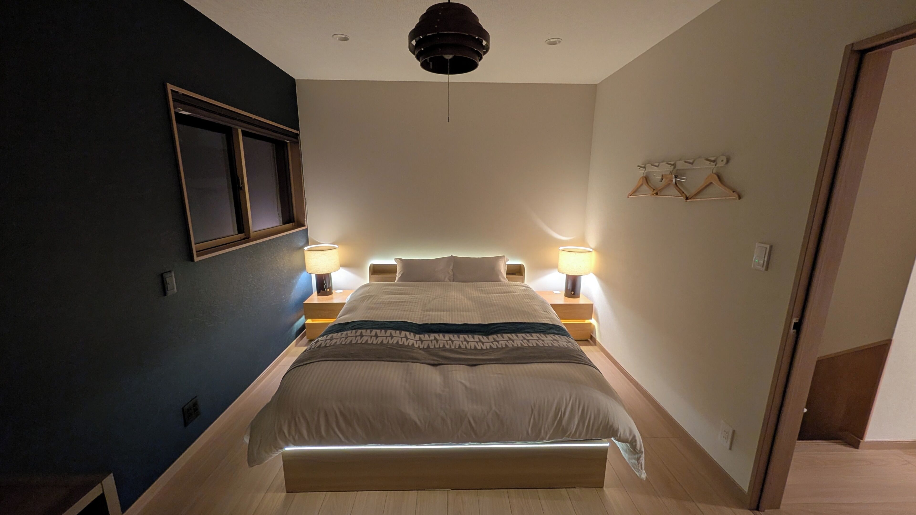 Luxury House | Blackout drapes, iron/ironing board, WiFi (free)