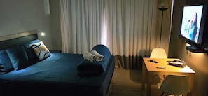 Room - At the Top of Alphaville Studio (Barueri)