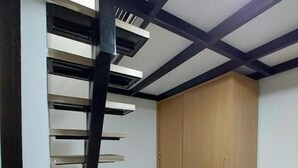 Ảnh chưa phân loại, 5 trong số 23 ảnh, nút