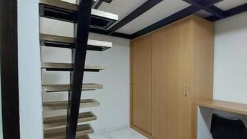 Kamar Double | Interior