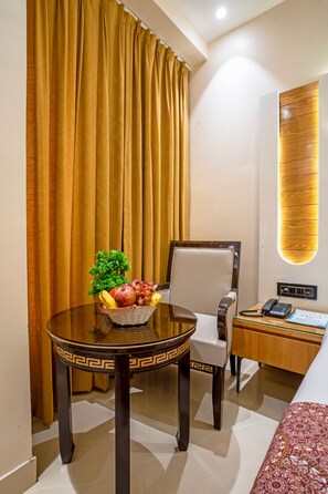 Room - The Delhi Star Hotel near Connaught Place – New Delhi (New Delhi)