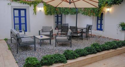 Historic Bodrum Stone House ,Walk to Beach & Marina, Garden, Sleeps 6