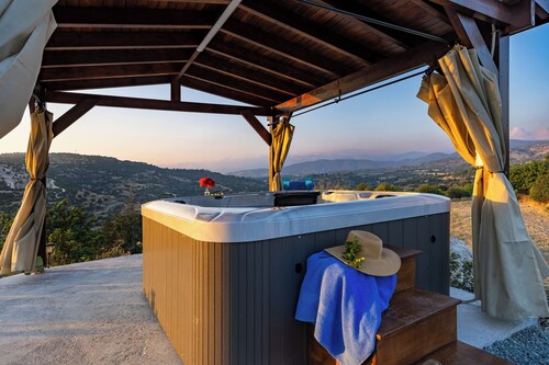 Seaview Wooden Cabin with Jacuzzi