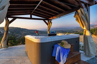 Seaview Wooden Cabin with Jacuzzi