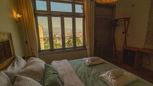 Chambre de charme dans la ville historique de Konak, en Turquie - Retraite familiale