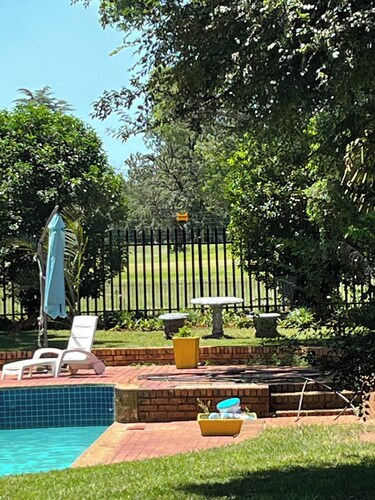Peaamb Guesthouse Golf Club