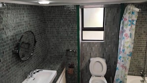 Bathroom - Peaamb Guesthouse Golf Club (Springs)