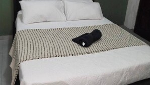 1 bedroom, iron/ironing board, internet, bed sheets