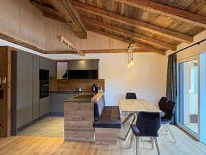 Unclassified image, 3 of 34, button - Ferienwohnungen Unterdürmoos Apartments mit Chalet-Charme auf 1050 m, Alleinlage (Promberg)