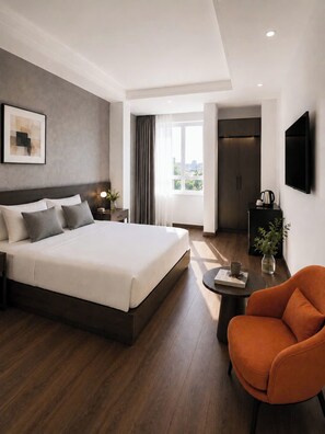 Desk, laptop workspace, free WiFi - CORNER INN BEN THANH HOTEL (Ben Thanh)