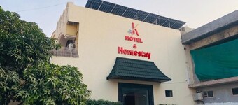 KANHA HOTEL & HOMESTAY