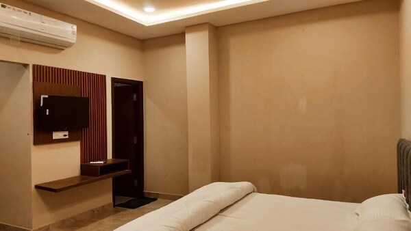 Kanha Hotel & Homestay - Phagwara