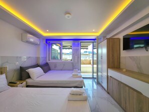 Room - 01- IFI Suites by SDR (Paralia)