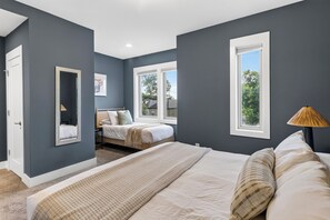 Room - Hot Tub + Rooftop Lounge + Game Room | Buchanan Arts | The Mod Buchanan (Nashville)