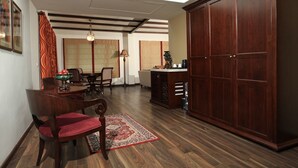 Royal Suite, Mountain View | Interior - Hotel Rock Manali  (Manali)
