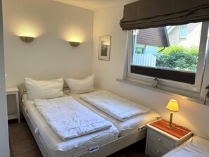 Room - Vrbo Property (Westerland)