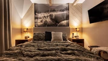 Deluxe Double Room, Balcony | Soundproofing, iron/ironing board, WiFi (free)