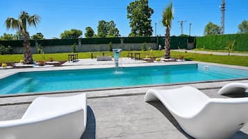 Estudio Deluxe | Alberca | Alberca al aire libre