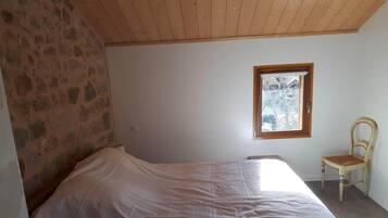 3 bedrooms, WiFi