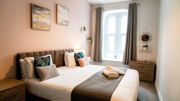 1 Schlafzimmer, Schreibtisch, Bügeleisen/Bügelbrett, Internetzugang