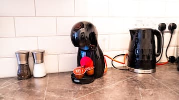 Kaffee und/oder Kaffeemaschine