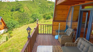 Bungalow | Mountain view