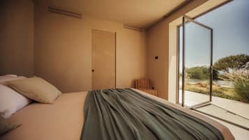 In-room safe, blackout curtains, iron/ironing board (on request)