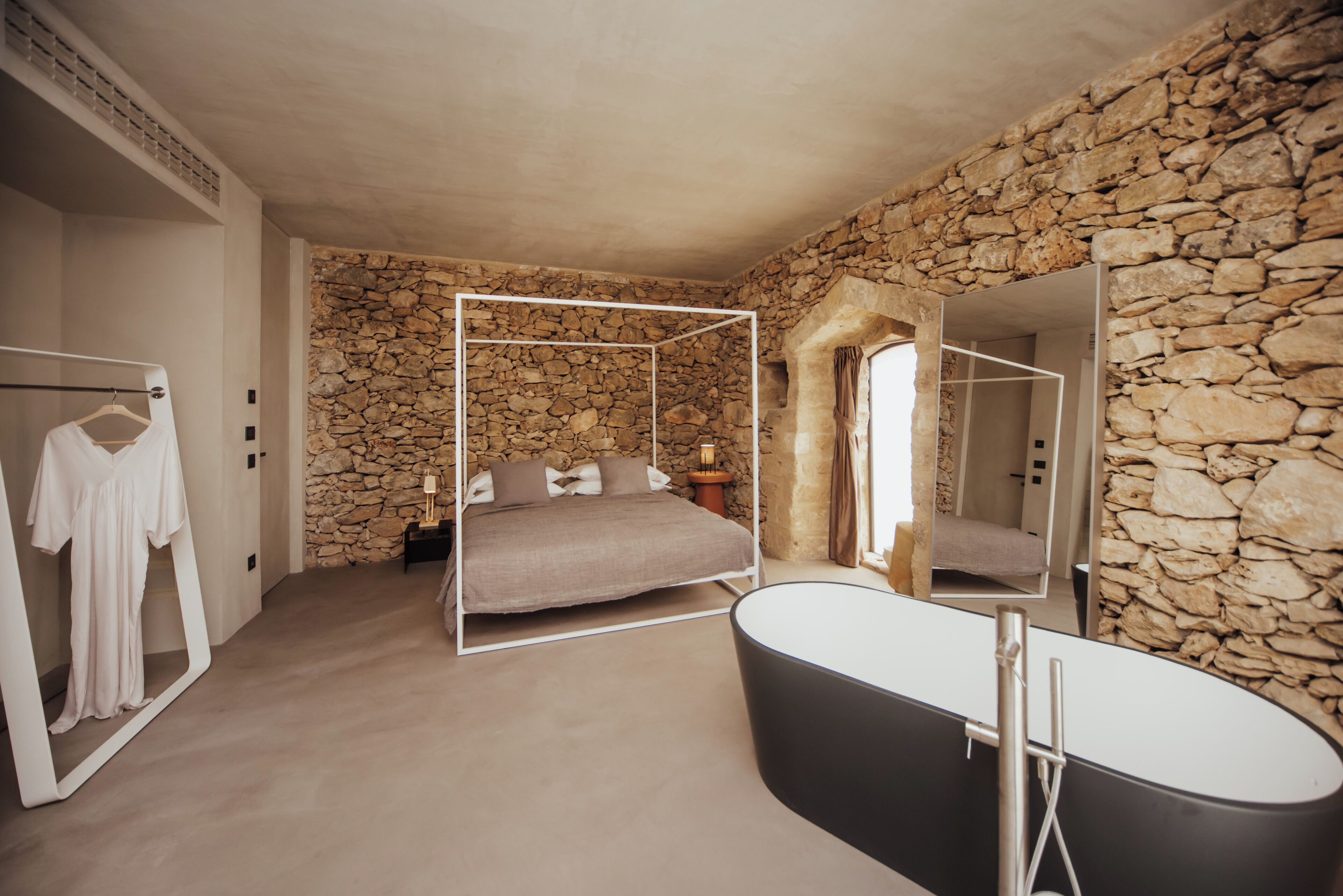Chambre supérieure double | Coffre-fort, rideaux d’obscurcissement, fer et planche à repasser