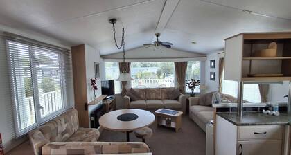 Static Caravan, 3 Bed, Sleeps 7, No Pets