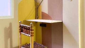 Basic Triple Room | Interior