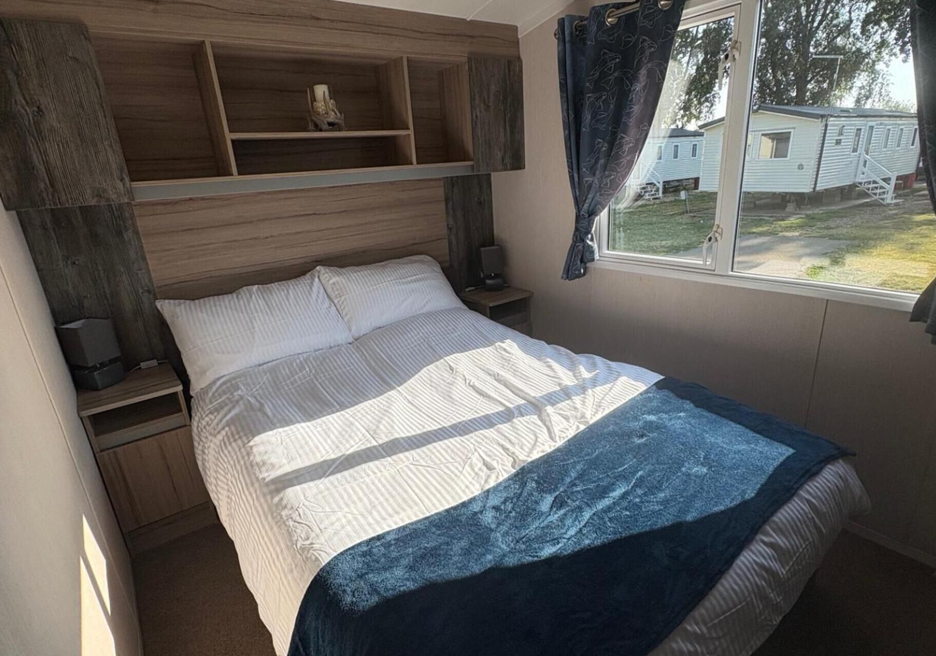 1 chambre, fer et planche à repasser, accès au Wi-Fi (inclus)