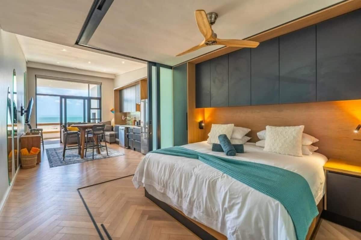 Luxury Studio, Balcony, Sea View
