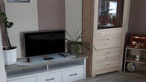 TV, stereo