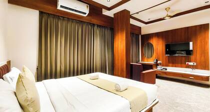 Hotel Narayanee
