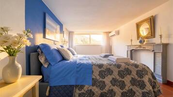 Superior Double Room, Garden View | Iron/ironing board, free WiFi