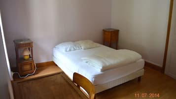 2 bedrooms