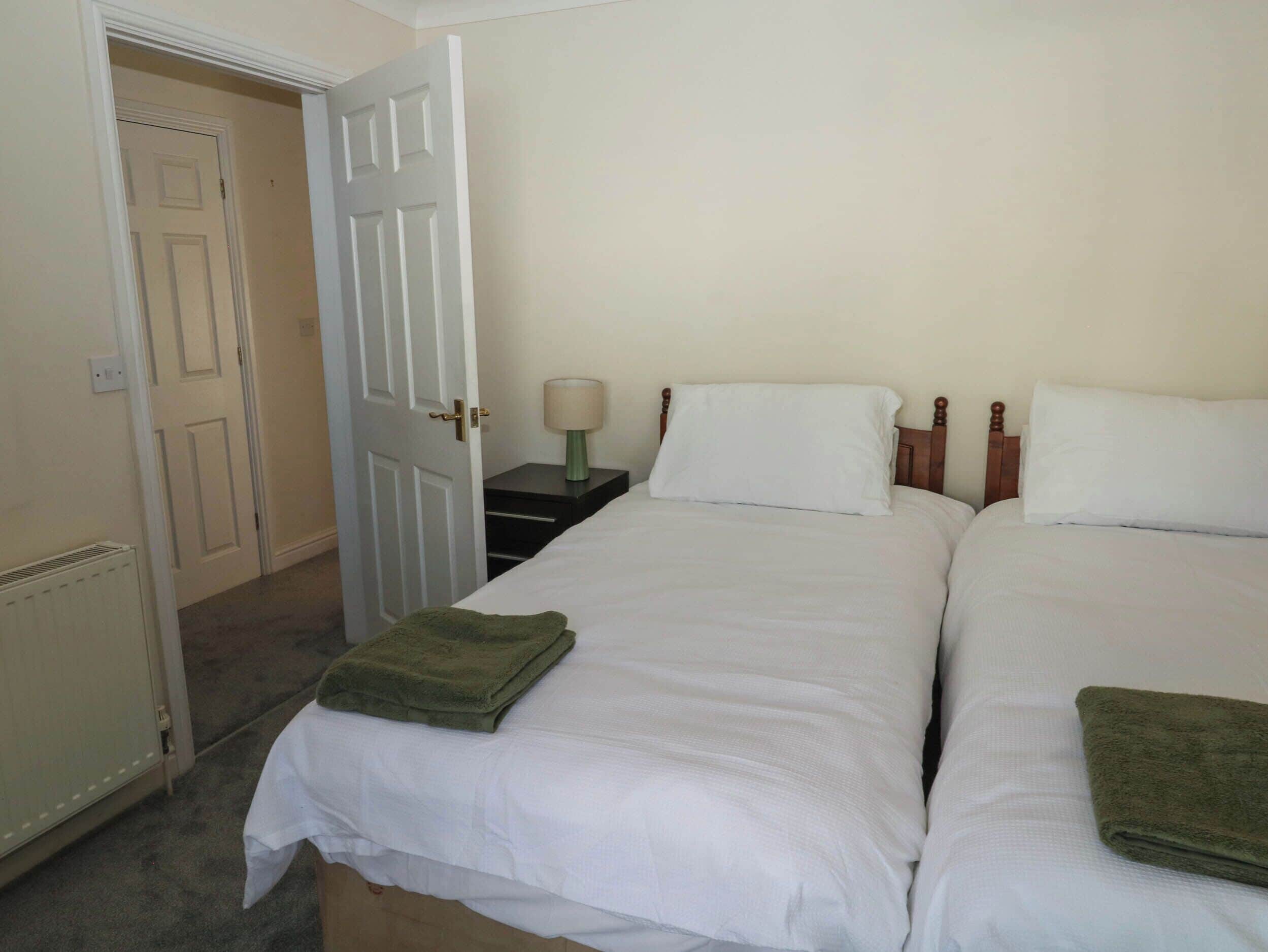 2 dormitorios, wifi gratis, decoración individual