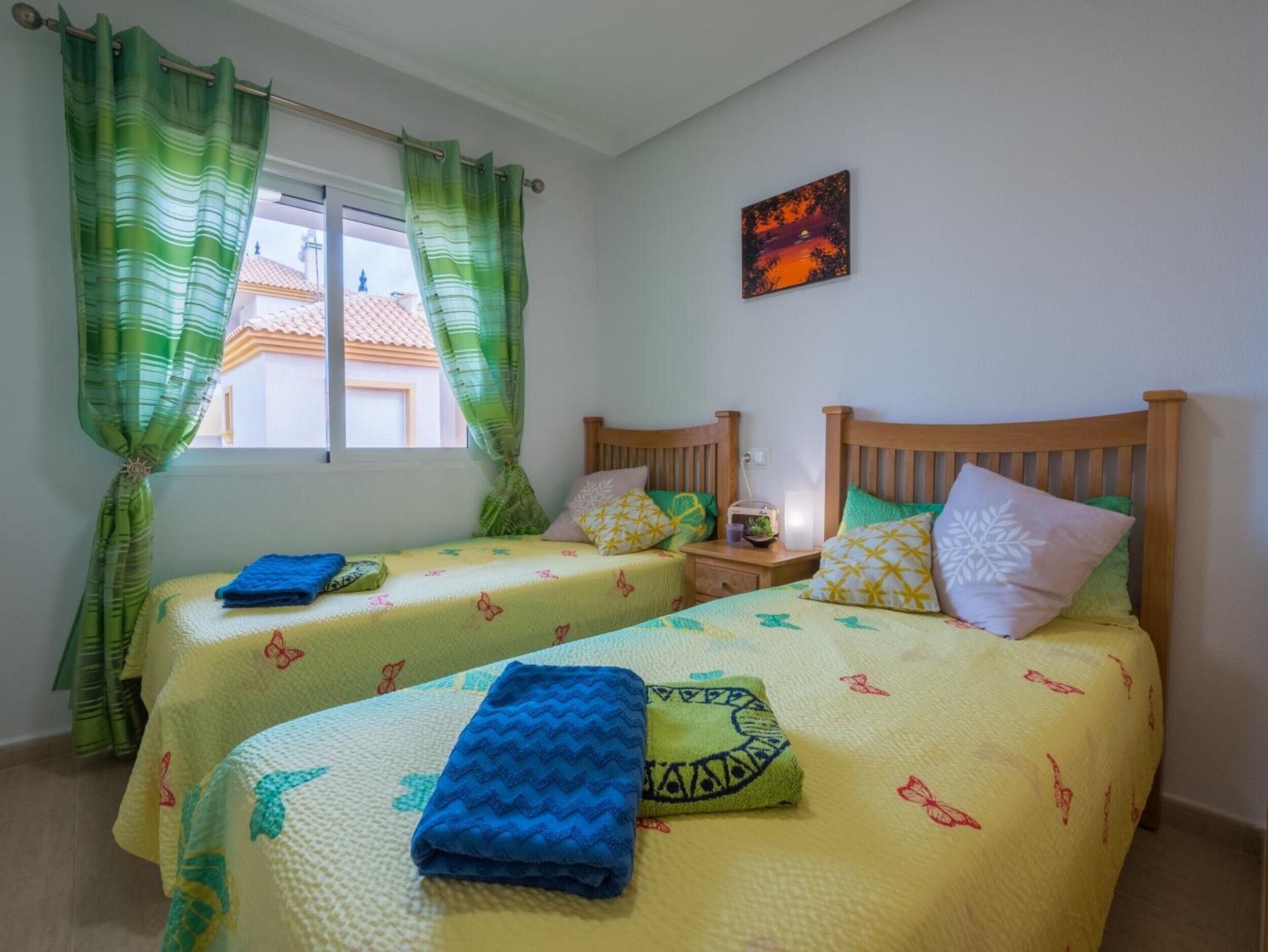 2 dormitorios, tabla de planchar con plancha, wifi y ropa de cama