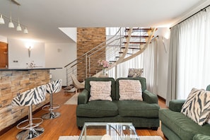 Living area - The Lofts Suites (Nairobi)