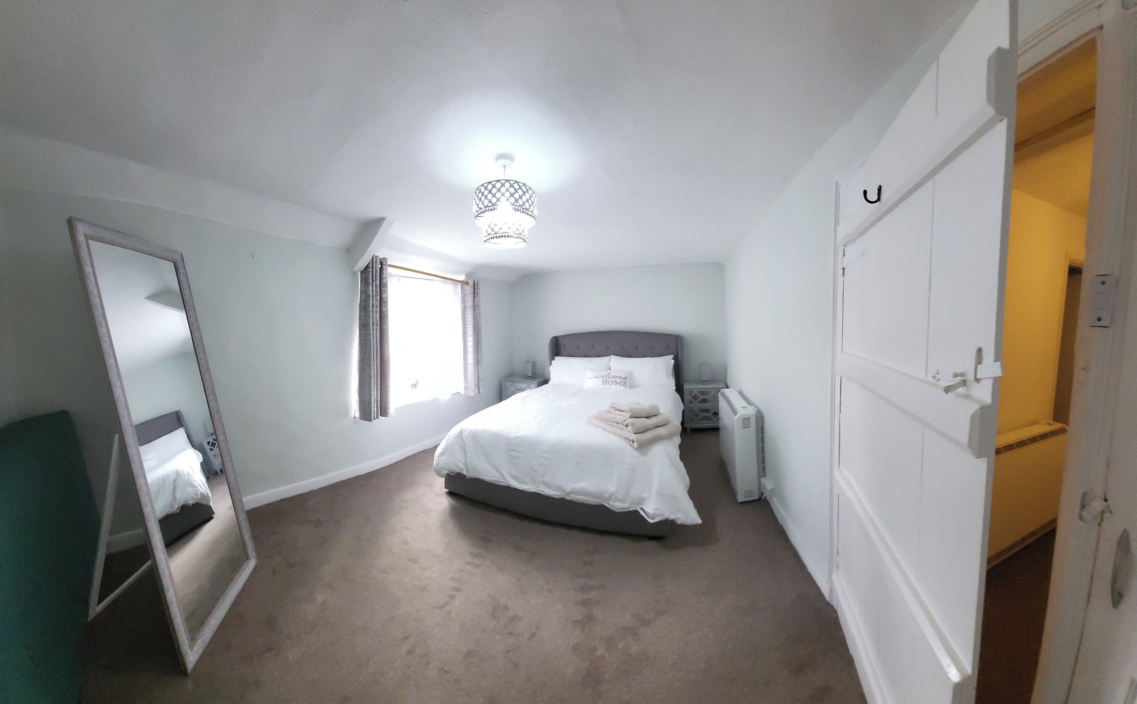 1 bedroom, WiFi (free), bed sheets