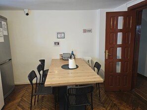 Tempat makan