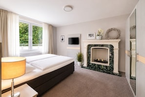 1 bedroom, desk, free WiFi - Sunday Hotel des Norden Presidential Suite (Harrislee)
