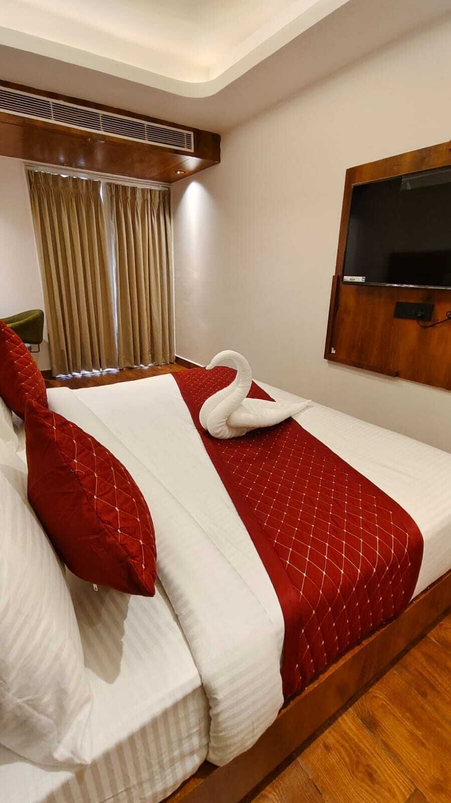 Kamar Double Mewah, balkon | Brankas, meja kerja, ruang kerja ramah laptop, dan kedap suara