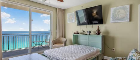 2 bedrooms, iron/ironing board, WiFi (free), bed sheets