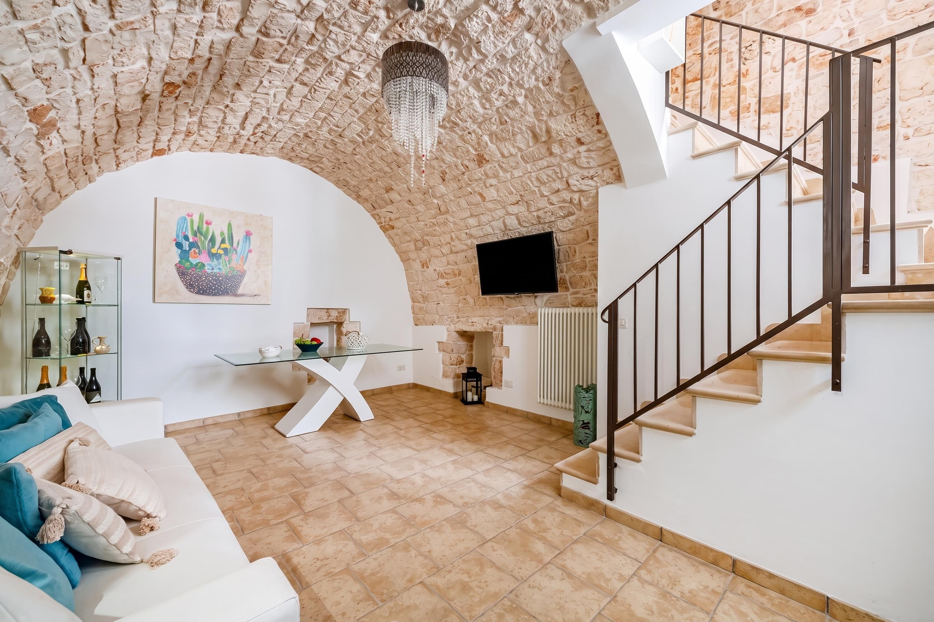 Family Townhome, 3 Bedrooms, Balcony (Helios Home) | Living area