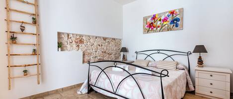 Familien-Stadtwohnung, 3 Schlafzimmer, Balkon (Helios Home) | 3 Schlafzimmer