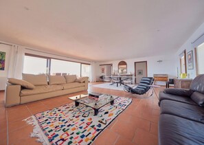 Living area - Beachfront 4-bedroom Villa Calvi (Calvi)