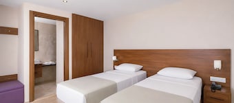 ALTAMARE HOTEL